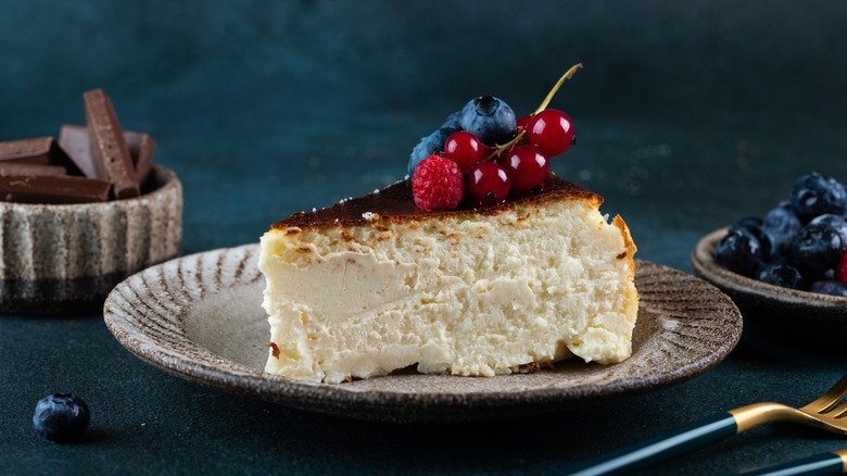 Cheese cake with berries