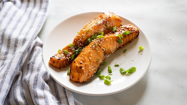 teriyaki salmon on plate