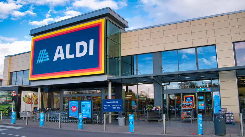 Aldi store