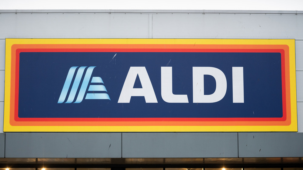 Aldi sign