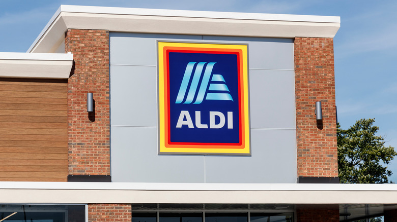 Aldi Grocery Store