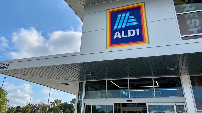 Image of Aldi supermarket