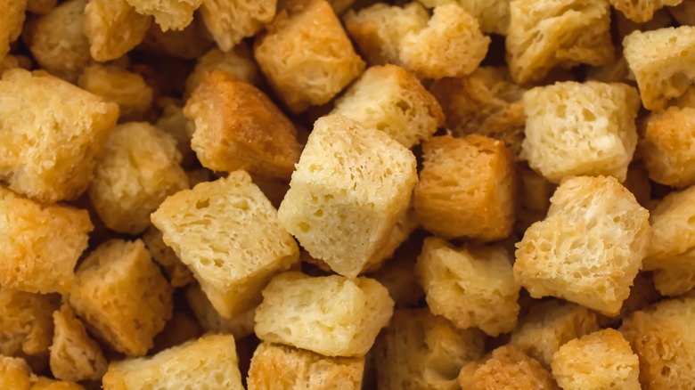 Croutons