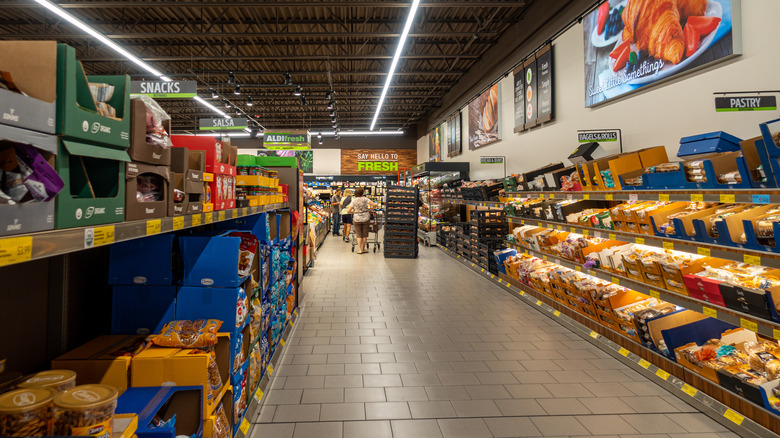 Aldi bread aisle