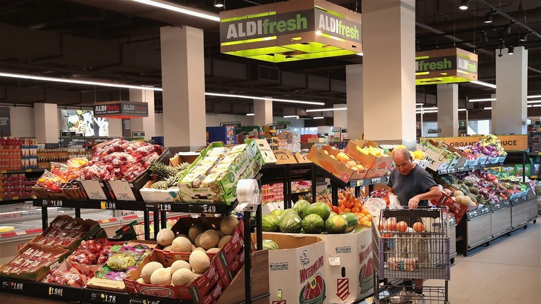 Image of an interior of Aldi's 