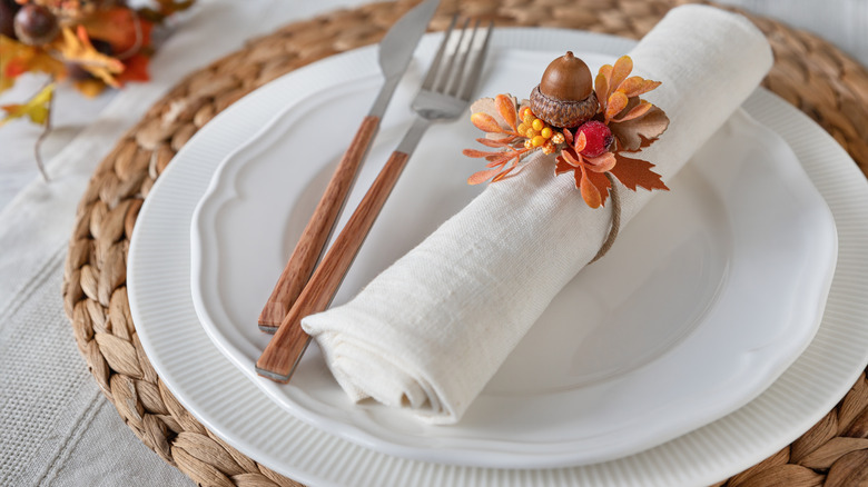Autumn-themed Thanksgiving place setting