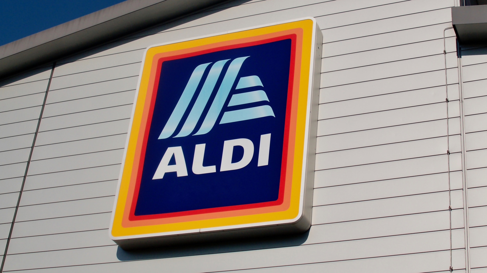 Aldi Shoppers Are Loving These Fruity Water Enhancers
