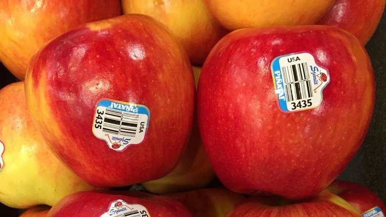 apples with sticker