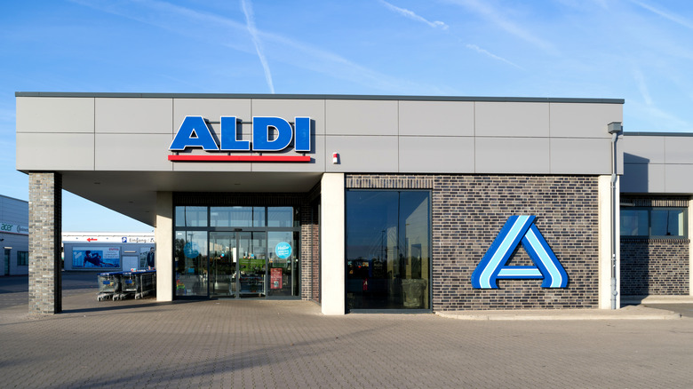 Aldi building