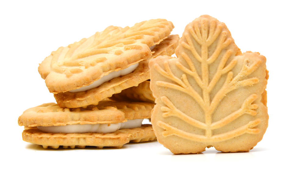 Stack of Maple creme cookies
