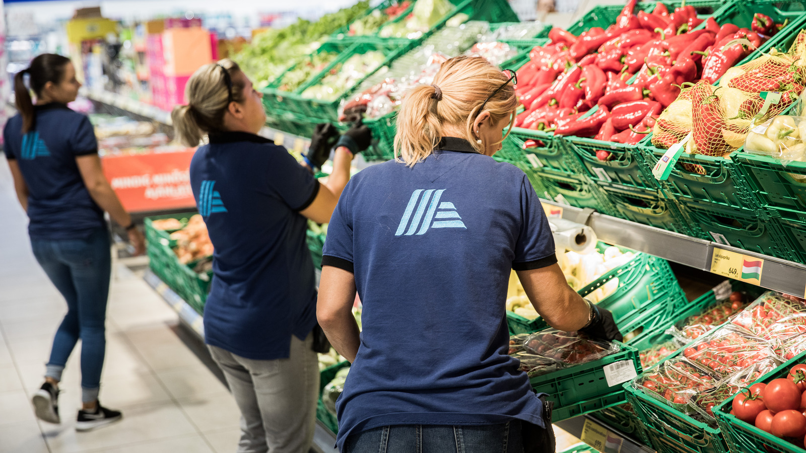 Aldi Sometimes Sells OddShaped Produce And That's A Good Thing