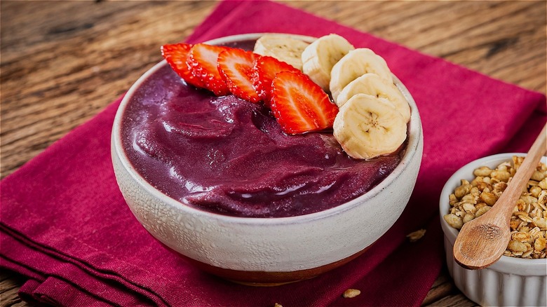 Acai bowl on red napkin