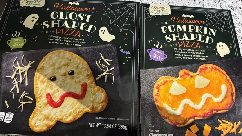 Aldi Halloween pizzas in boxes