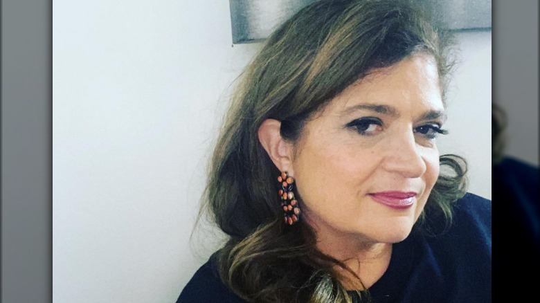 Alex Guarnaschelli taking selfie