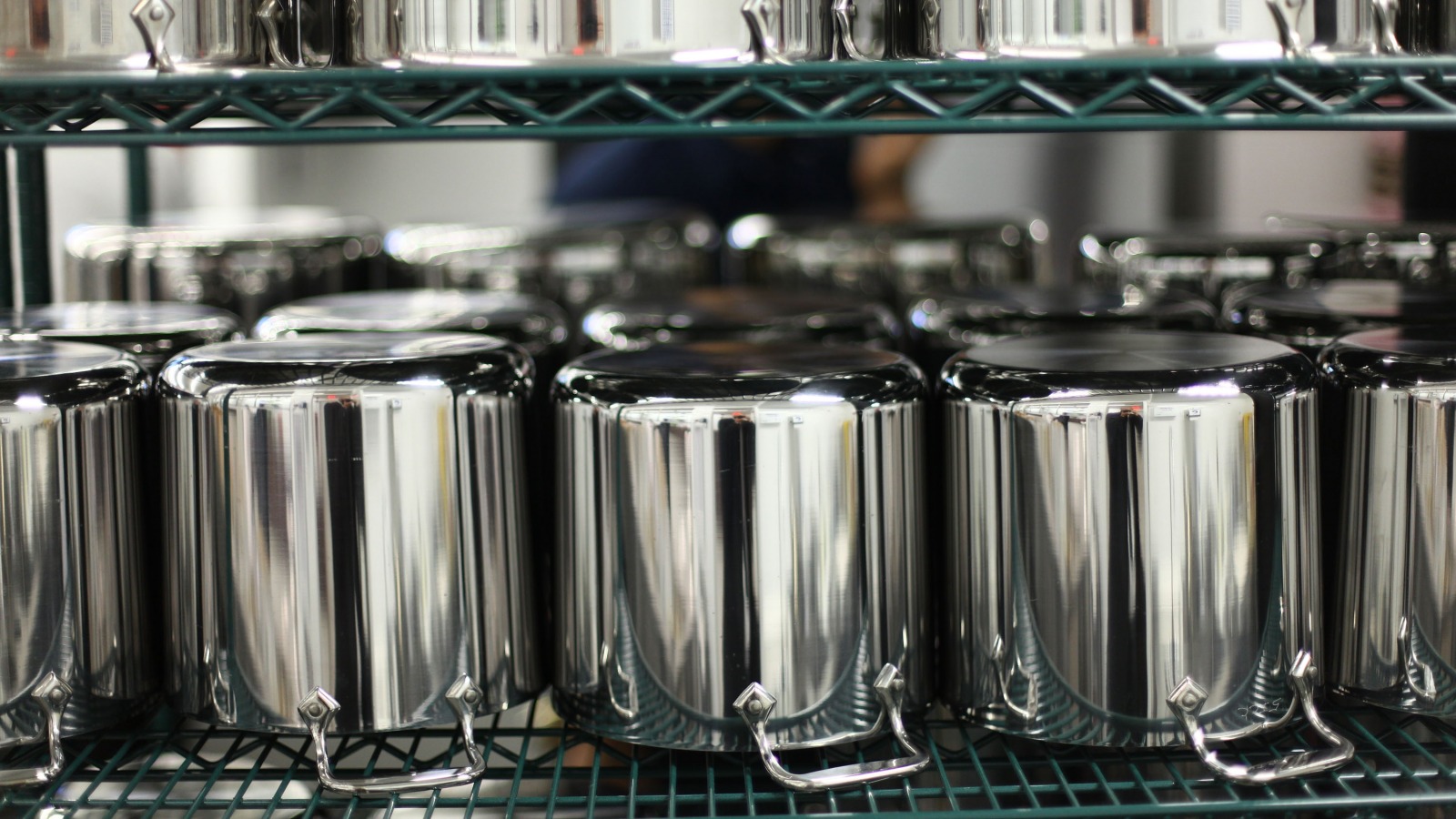AllClad's Factory Sale Will Help You Get Your Kitchen Holiday Ready