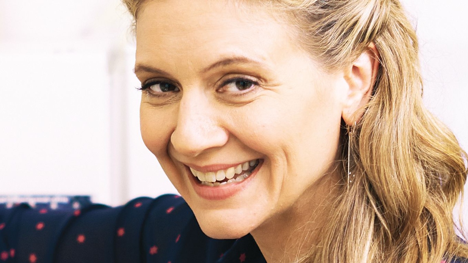 Amanda Freitag Has Had Her Fair Share Of Kitchen Disasters - Exclusive