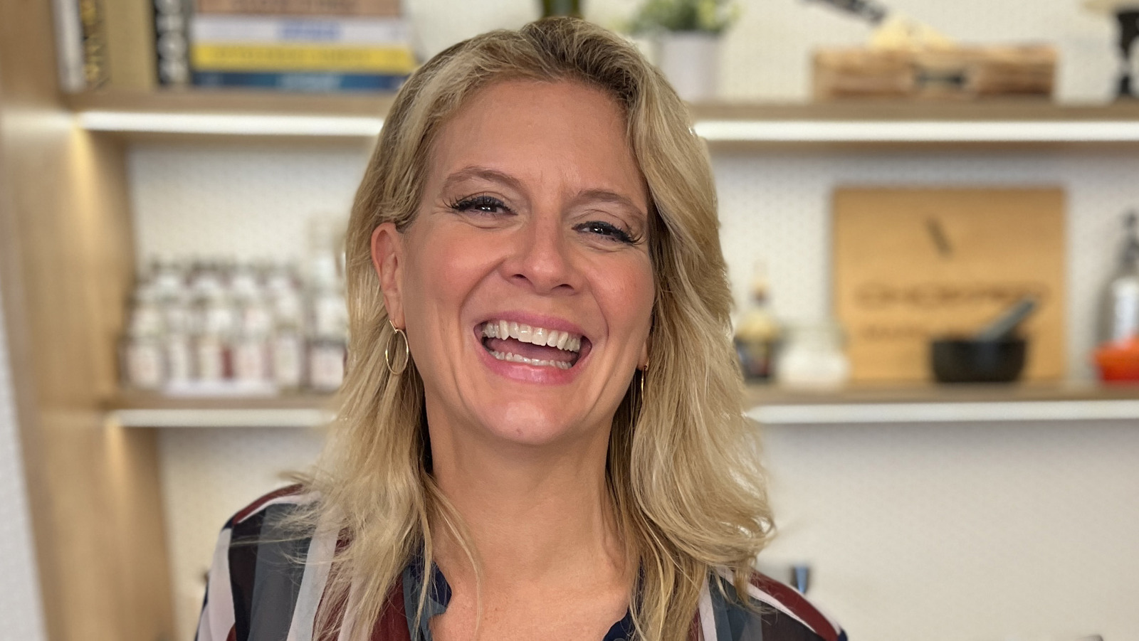 Amanda Freitag Is Mixing Things Up For The 15th Anniversary Of Chopped - Exclusive Interview