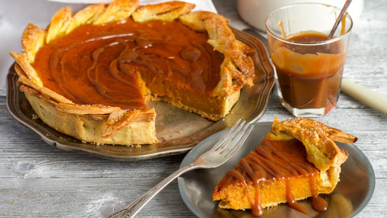 pumpkin pie with caramel