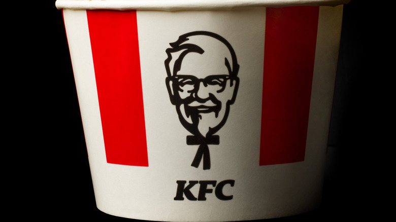 KFC bucket