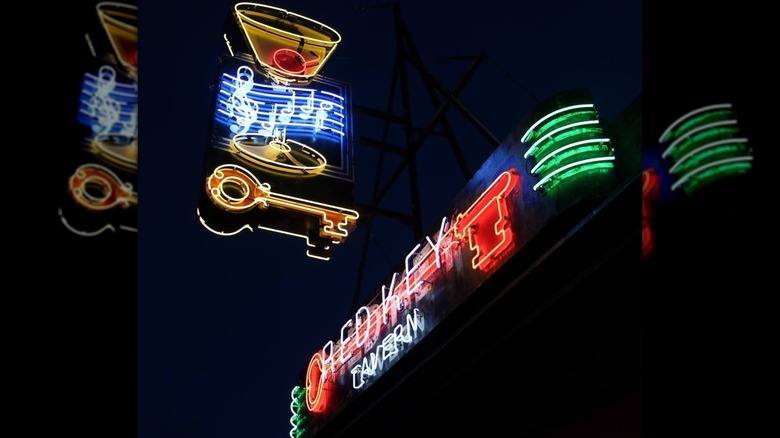 Red Key Tavern neon sign