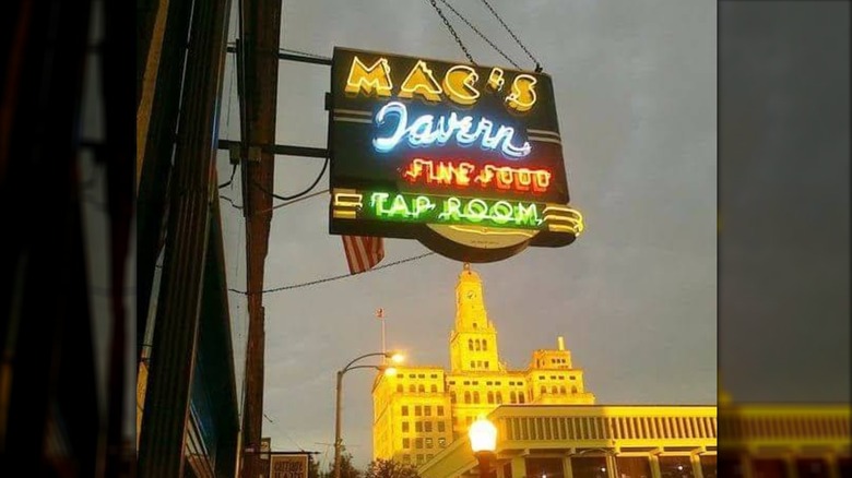 Mac's Tavern neon sign