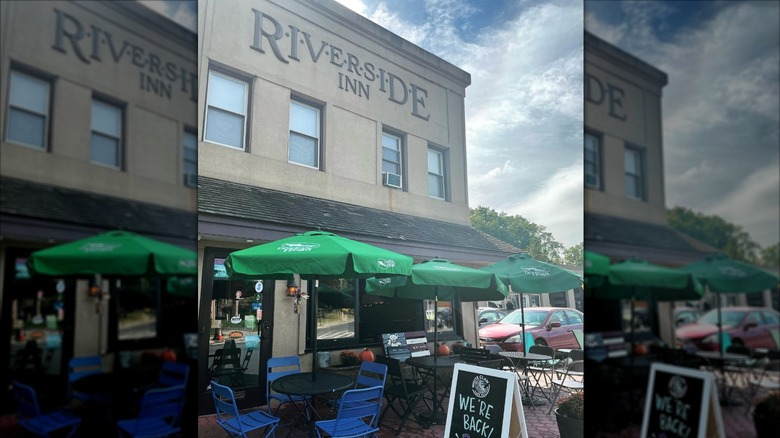 outside of riverside inn