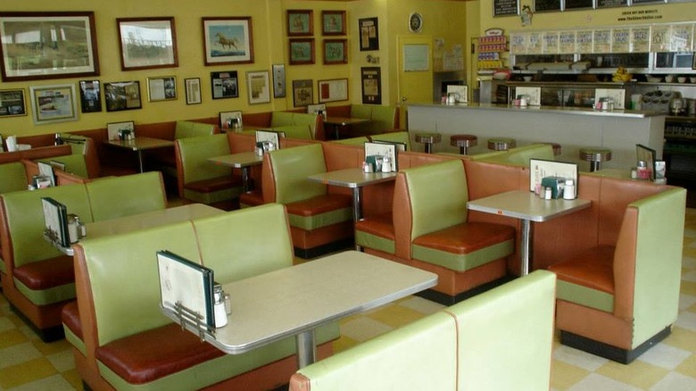 interior The Silver Skillet Atlanta Georgia