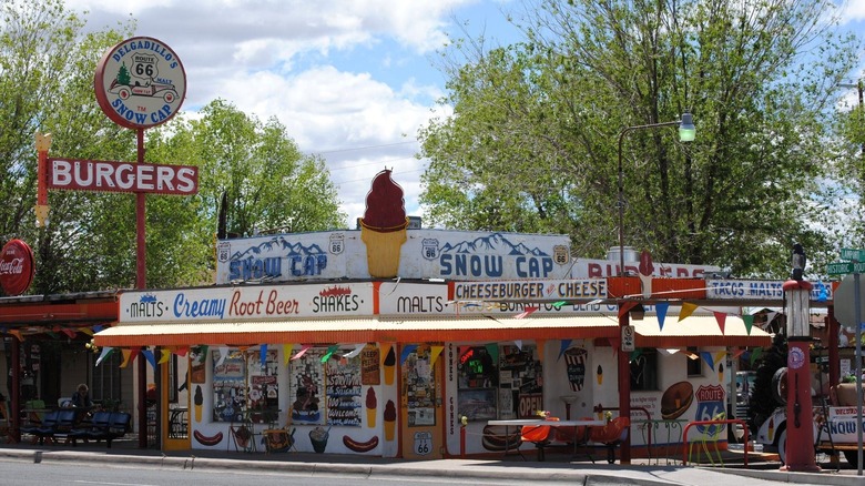The exterior of Delgadillo's Snow Cap diner on Route 66