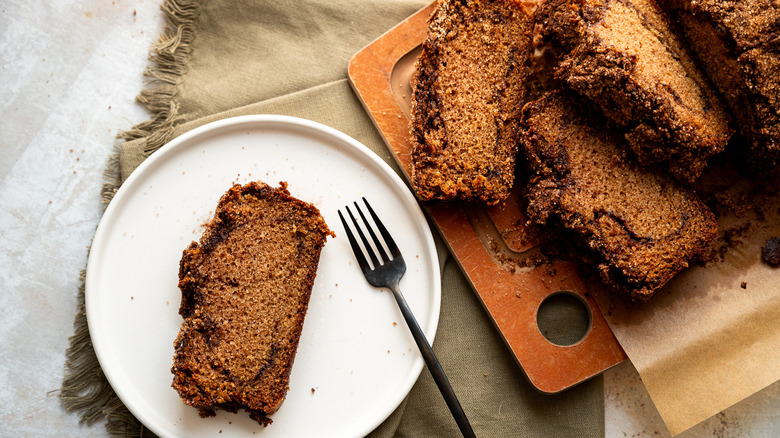 sliced cinnamon bread on plate