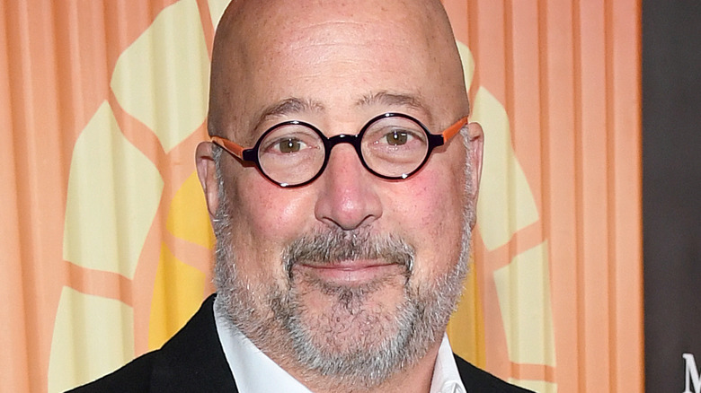 Headshot of Andrew Zimmern