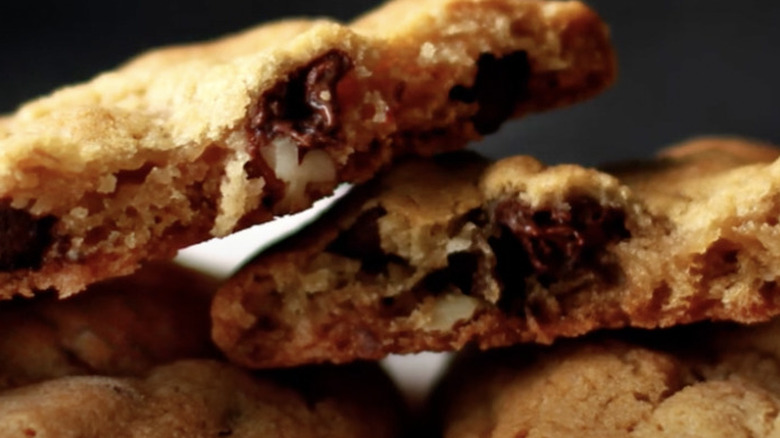 Andrew Zimmern's chocolate chip ccookies