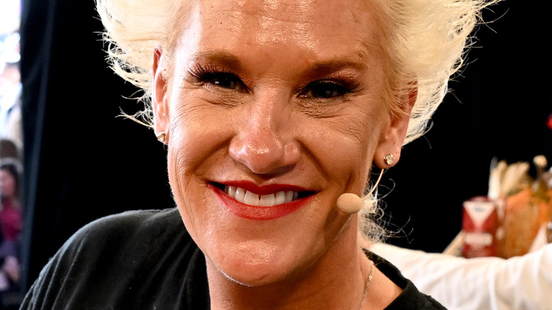 Anne Burrell smiling at NYCWFF