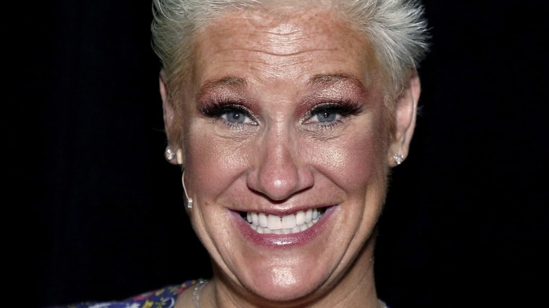 Anne Burrell smiling