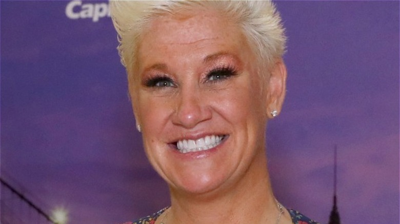 Anne Burrell smiling