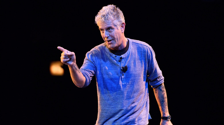 Anthony Bourdain pointing his finger