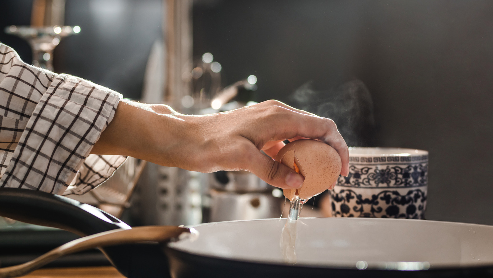 <a href="https://www.mashed.com/2180278/cloudy-egg-whites-safe-eat/" target="_blank">Are Cloudy Eggs Safe To Eat?</a>