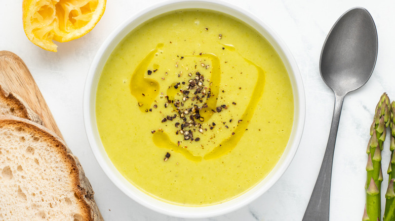 asparagus soup with black pepper