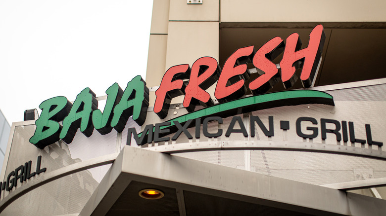 Baja Fresh restaurant sign