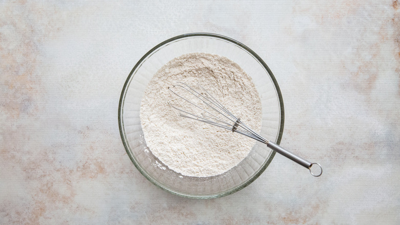flour mixture in mixing bowl