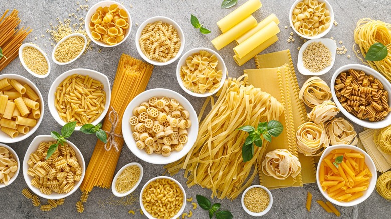 Various pasta shapes 