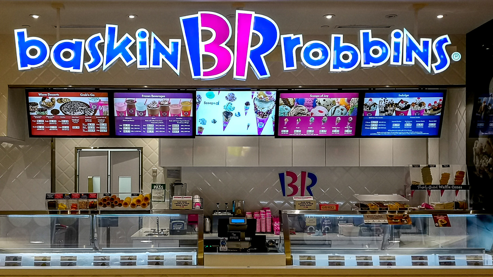 BaskinRobbins Just Dropped A New NonDairy Flavor