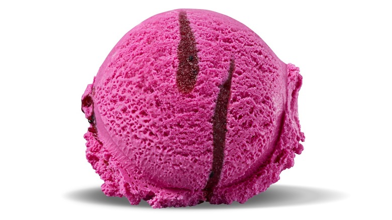 Strawberry dragonfruit ice cream