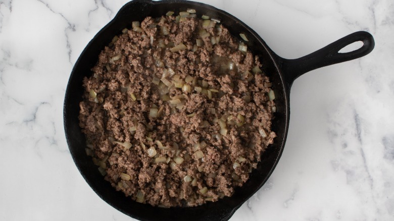 ground beef and onions cooking