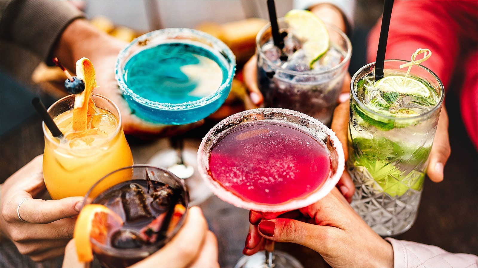 Believe It Or Not, Happy Hour Wasn't Initially Invented To Sell More Drinks
