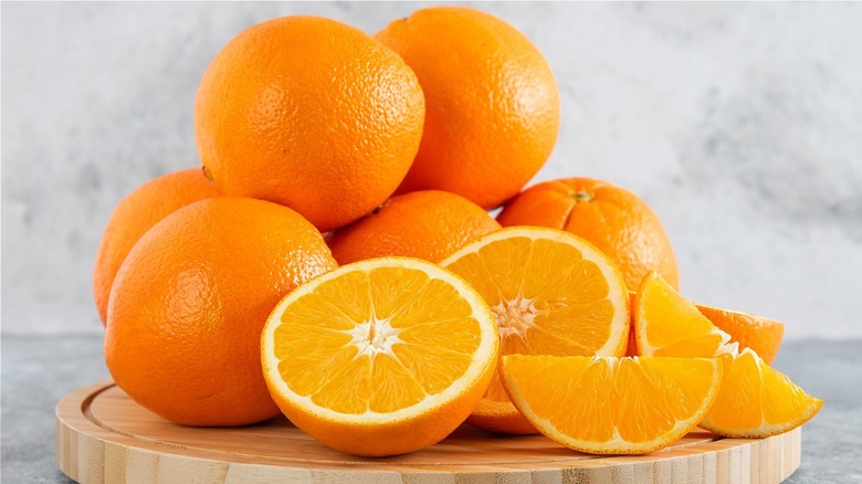 Pile of oranges