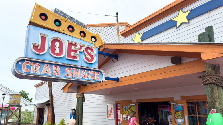 Joe's Crab Shack entrance
