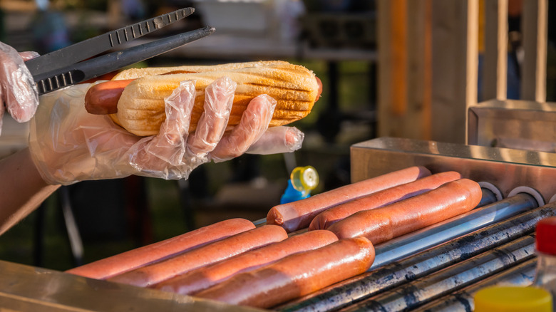 The Do's and Don'ts of Cooking Hot Dogs