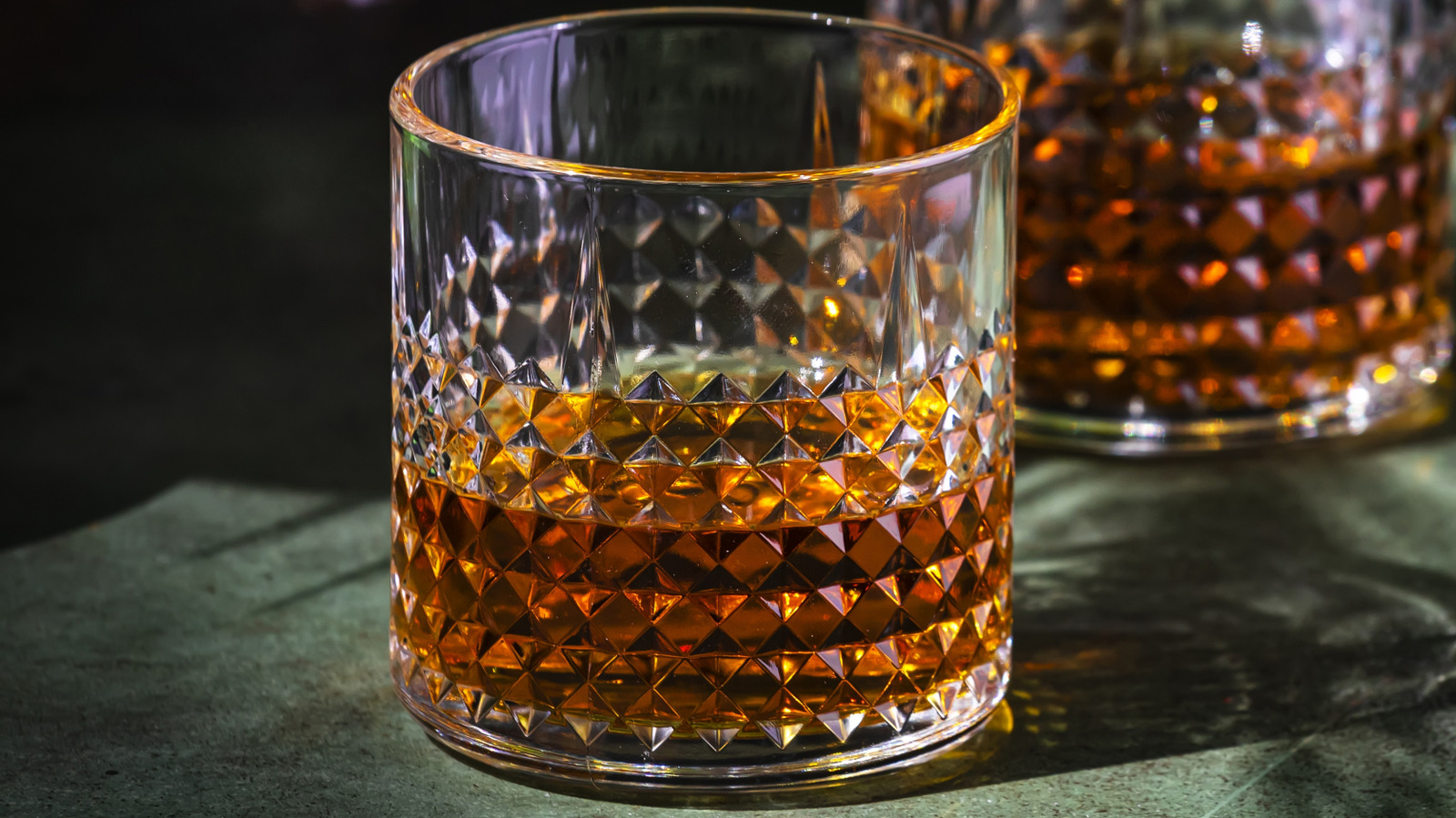 <a href="https://www.mashed.com/2222214/best-beginner-rye-whiskeys/" target="_blank">3 Of The Best Beginner Rye Whiskeys</a>