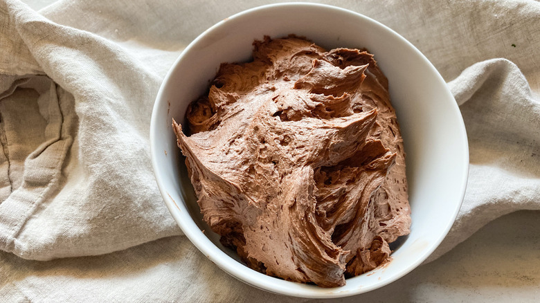 Bowl of chocolate icing 