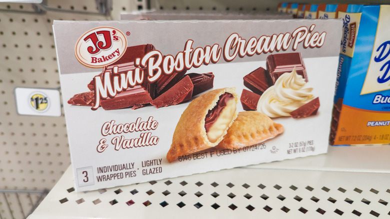 JJ's Bakery mini Boston cream pies